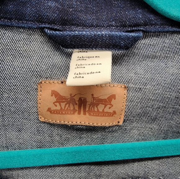 Levi Strauss & Co Denim Jean Jacket Button Up Womens Junior’s Large Dark Wash - Picture 3 of 7